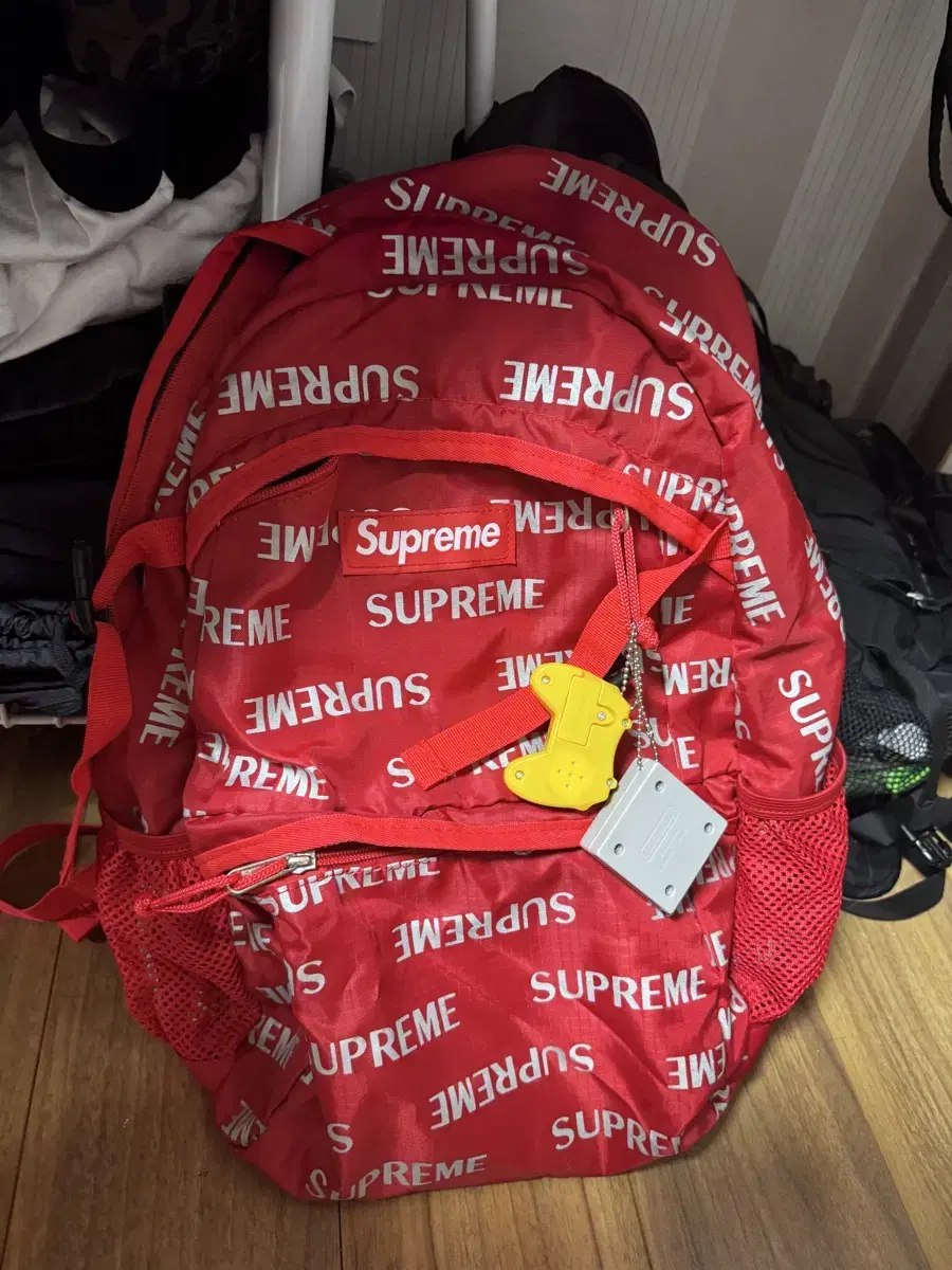 16FW 슈프림 Supreme 3M 리플렉티브 백팩 레드